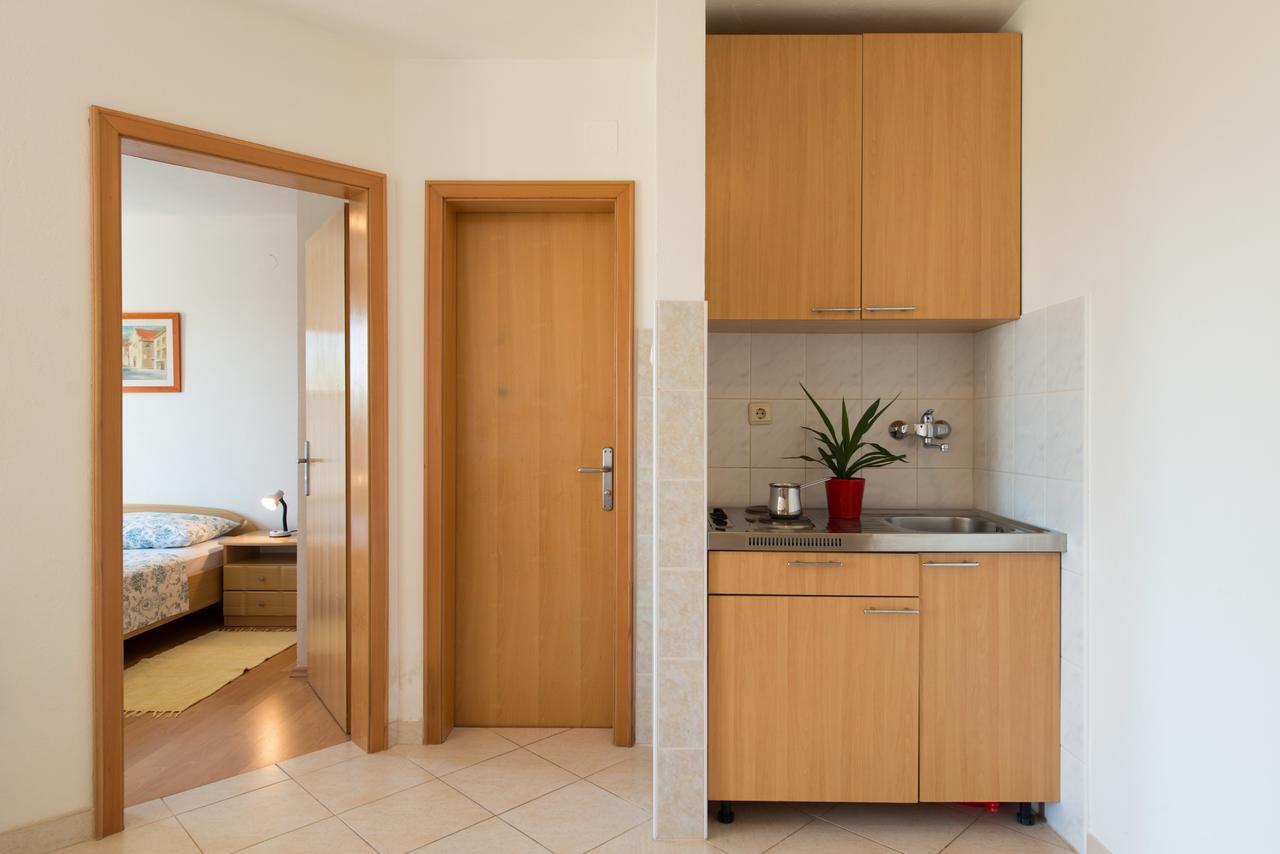Sun House Apartments Бол Екстер'єр фото