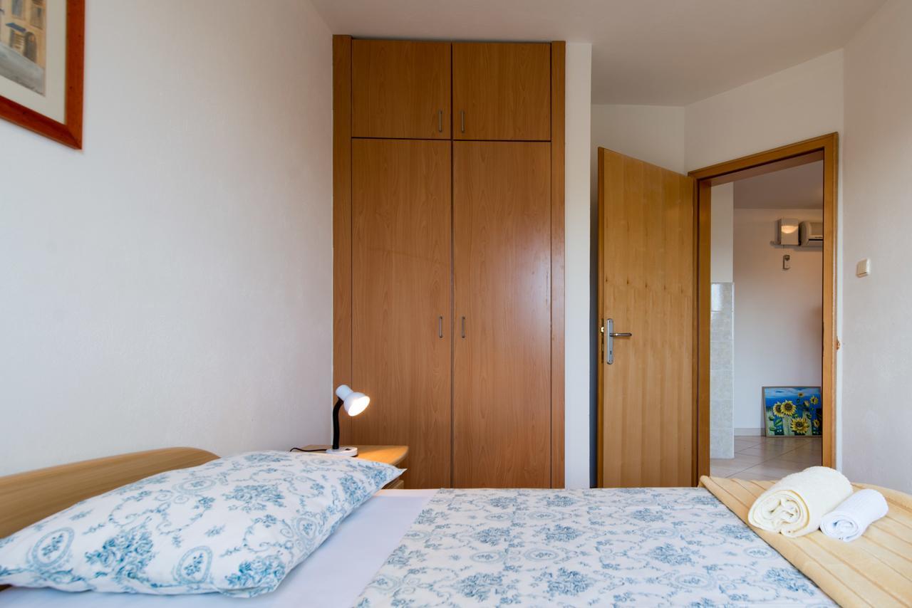 Sun House Apartments Бол Екстер'єр фото